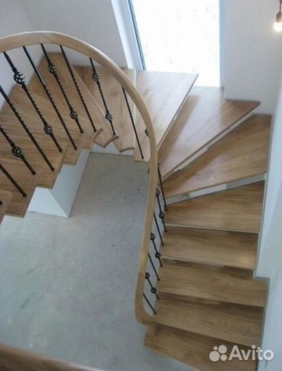 Лестница на металлокаркасе / изготовление лестниц