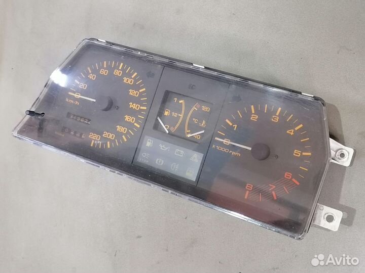 Щиток приборов Mazda 323 BF 1980-1989