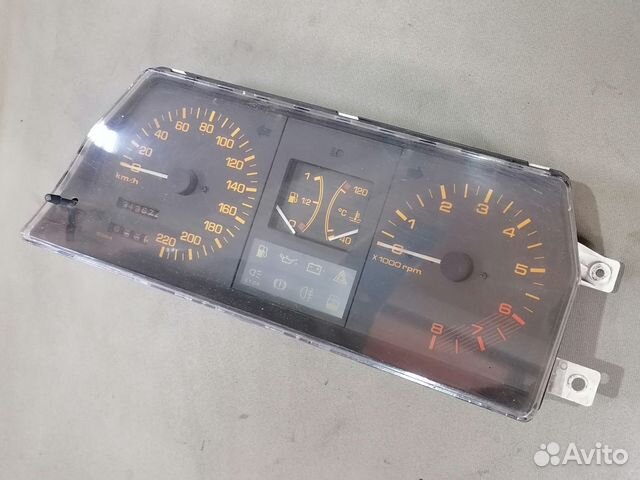 Щиток приборов Mazda 323 BF 1980-1989