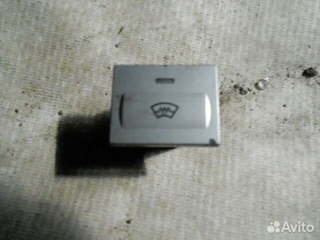 Кнопка обогрева лобового стекла Ford Focus 2 2008