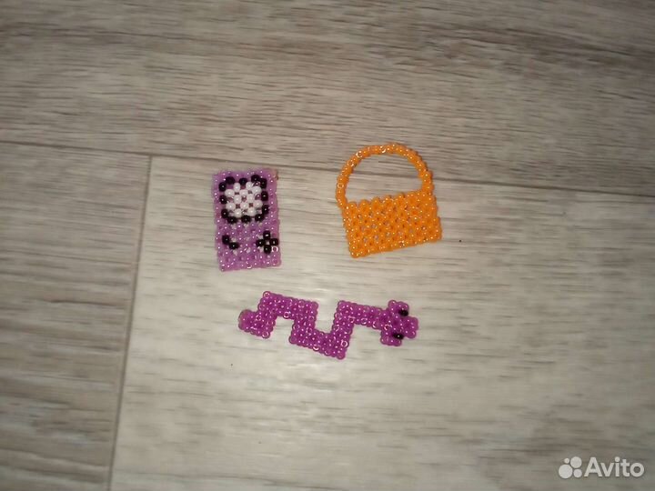 Змея-70р. плеер-90р. сумка-100