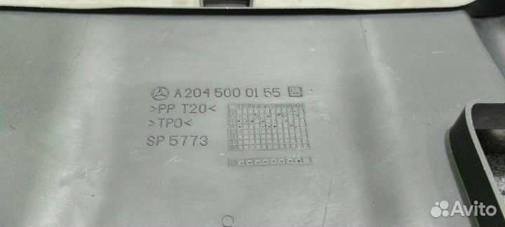 Накладка замка капота Mercedes C W204