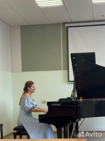 Преподаватель по фортепиано