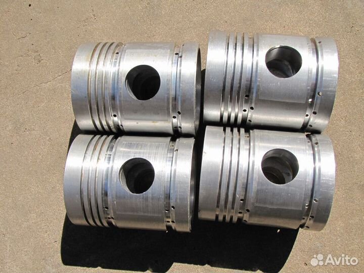 Поршни мтз-50 новые подобраны по весу (4 шт)