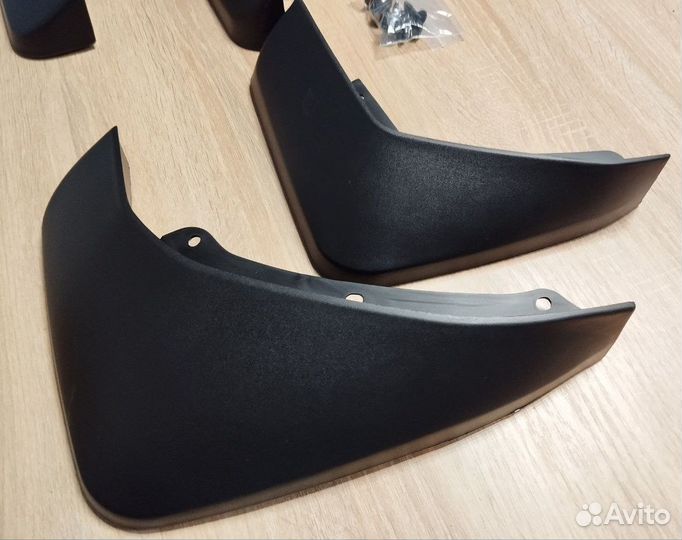 Брызговики Volvo XC90 2014-2024