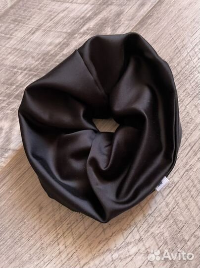 Шелковая резинка для волос