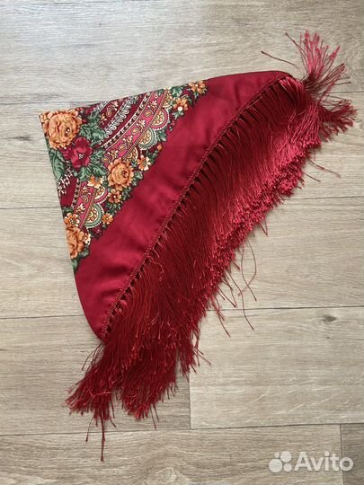 Шарфы и палантины