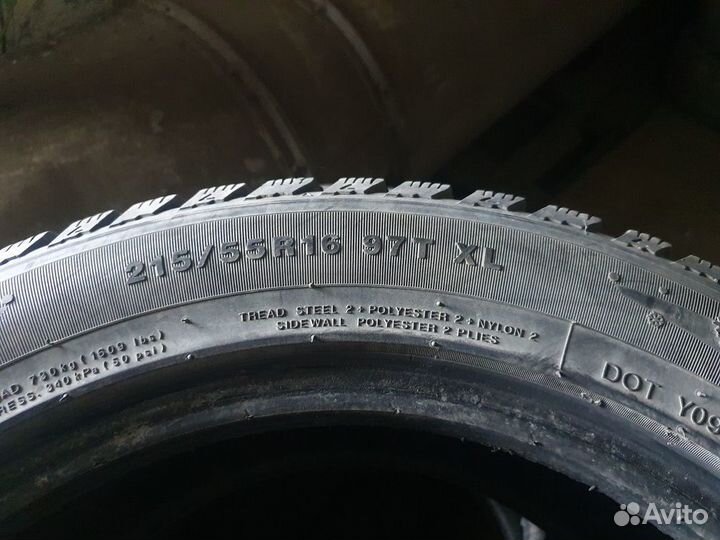 Kumho I'Zen KW22 215/55 R16 97T