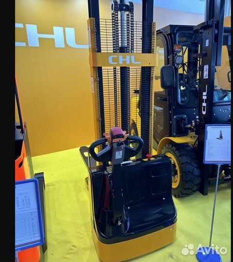Шштабелер CHL 300 см