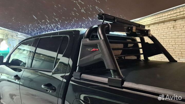 Дуга в кузов пикапа Hilux 06-22 BlackOnyx II