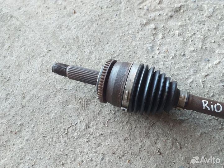 Привод левый Hyundai Solaris 1 1.6 AT