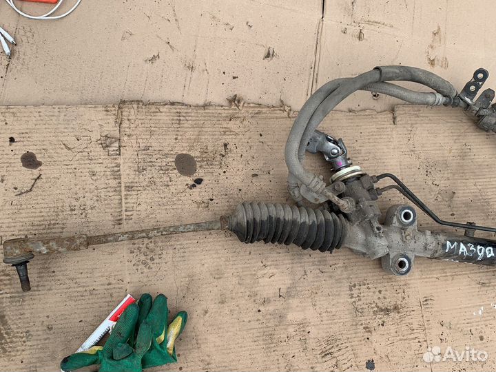 Рулевая рейка mazda familia bj 323