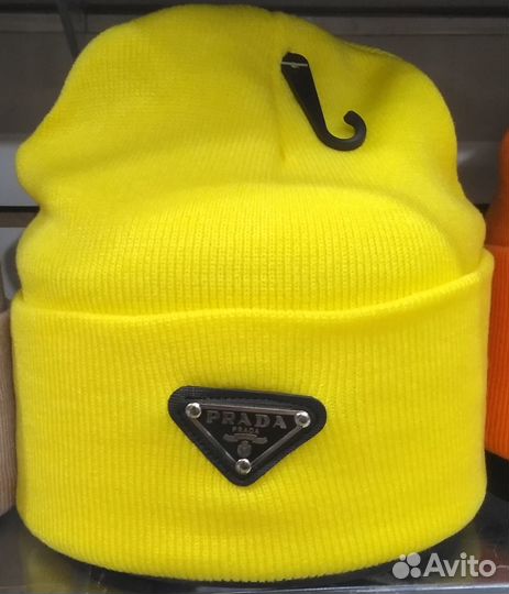 Шапка женская prada