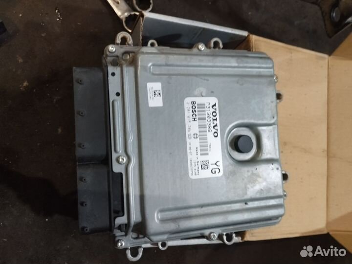 Запчасти на volvo xc70