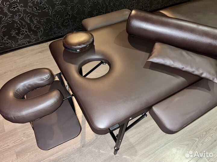 Массажный стол
