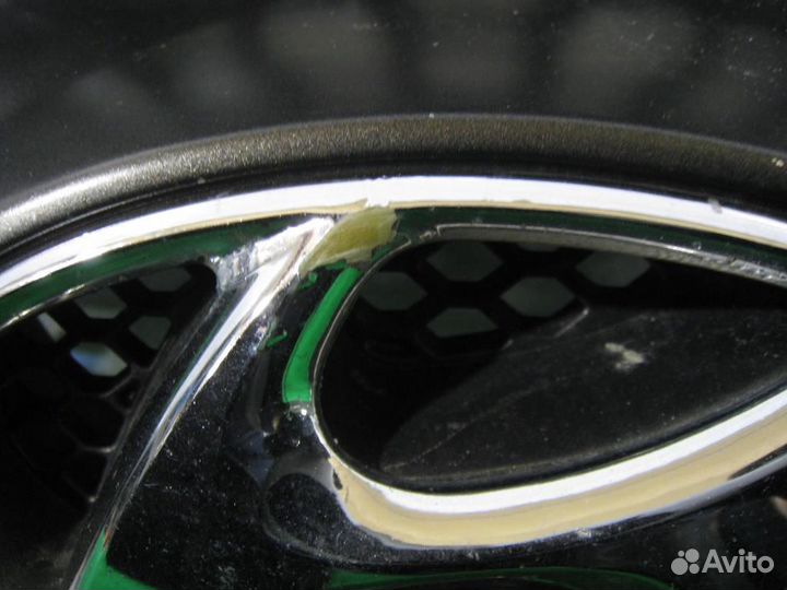 Решетка радиатора Hyundai Santa Fe 2 2006