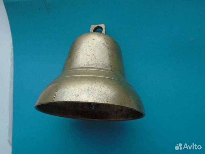 Колокол с надписью Егор Клюйков в селе Пурих