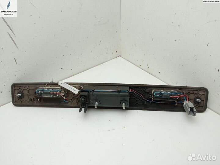 Ручка крышки (двери) багажника 30699743 на Volvo V70 (2007-2016)