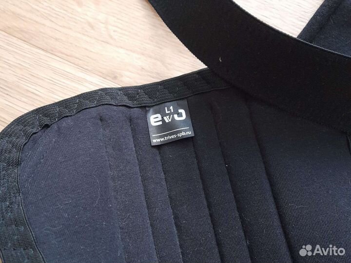 Корректор осанки evolution L