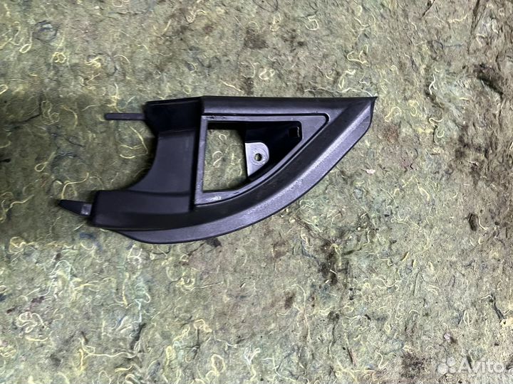 Заглушка зеркала lancer 9