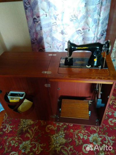 Швейная машина Подольск