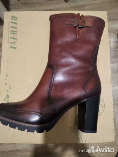 Полусапожки женские