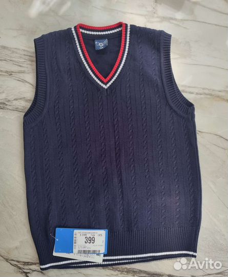 Школьная форма для мальчика пиджак жилетка новая