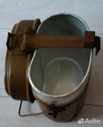 Котелок походный и армейский