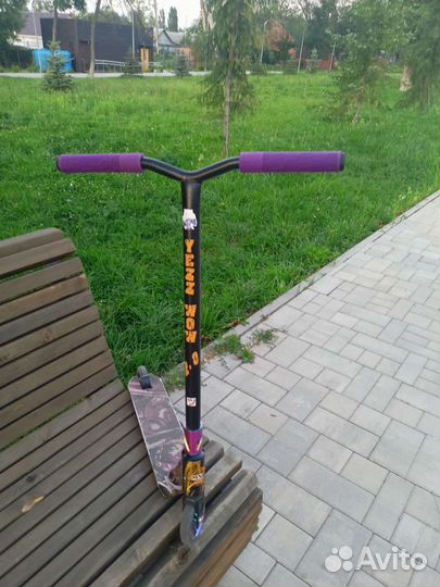 Трюковой самокат