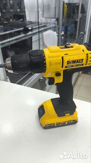 Аккумуляторный шуруповерт DeWalt Dcd771-ks