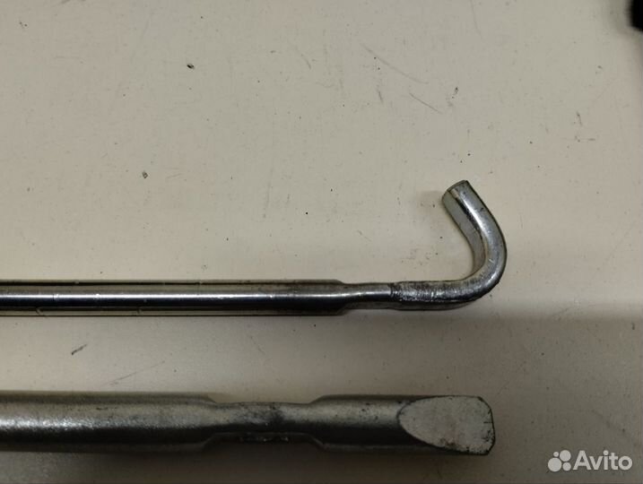 Домкрат Toyota Rav 4 A40 2013