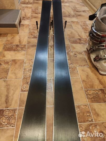 Горные лыжи ботинки и палки женские