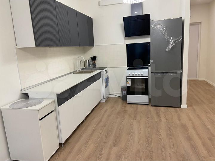 3-к. квартира, 79 м², 2/12 эт.
