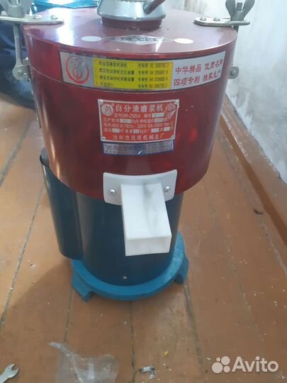 Зернодробилка - соковыжималка