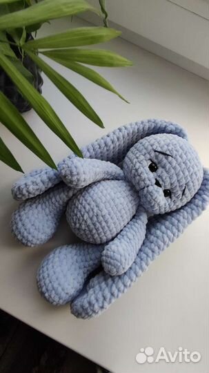 Вязаные игрушки заяц
