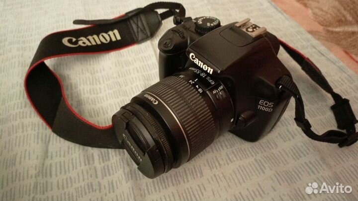 Зеркальный фотоаппарат canon ds136291