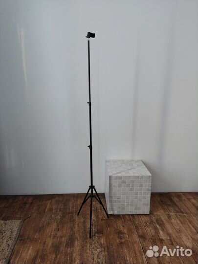 Штатив для телефона напольный