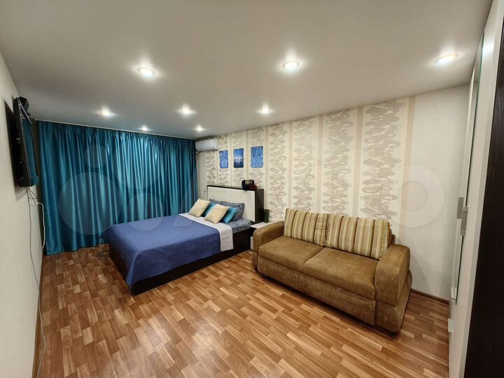 2-к. квартира, 52 м², 1/10 эт.