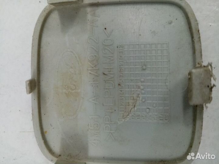 Заглушка буксировочного крюка Ford Focus RS 2