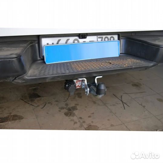 Фаркоп Volkswagen Amarok 2010-2022