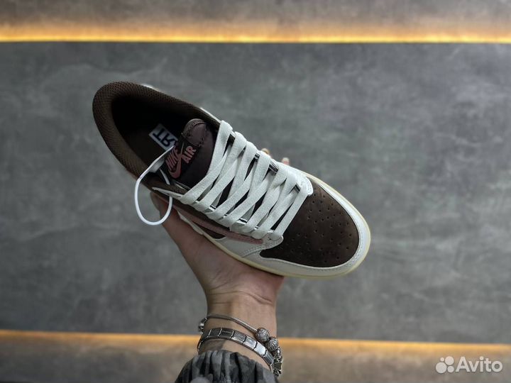 Nike Air Jordan 1 Low Travis Scott