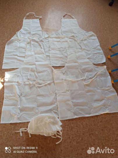 Новые фартуки и колпаки