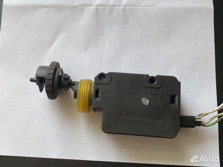 А1638201642 активатор лючка бензобака мl163