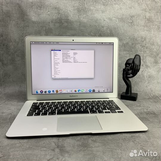 Ноутбук MacBook Air 13 2017 i5/8gb/128gb