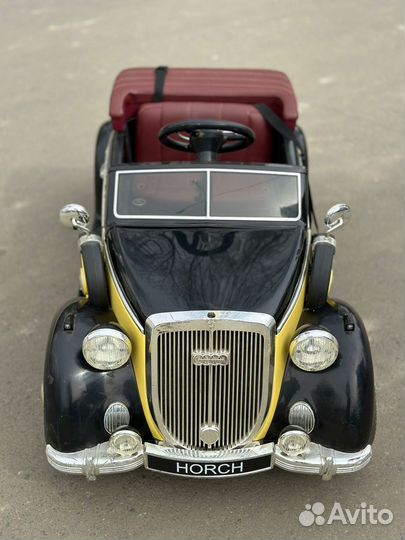 Детский электромобиль с пультом управления Horch