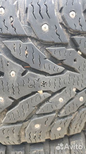 Nokian Tyres Hakkapeliitta 9 SUV 225/60 R17 103T