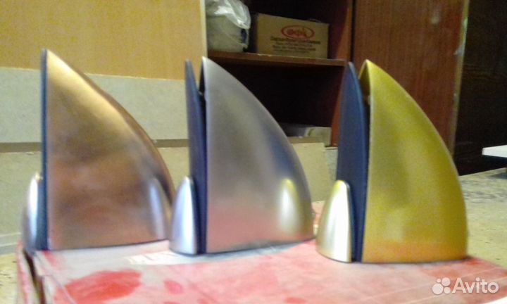 Пеликан тукан полкодепжатель