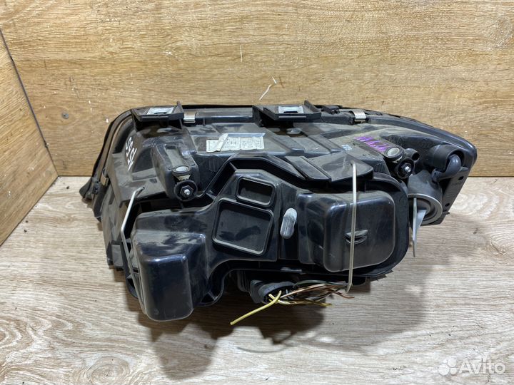Фара правая Audi A6 C5 дорестайлинг 142443