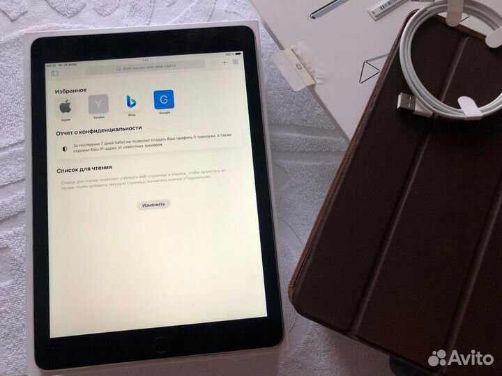 iPad 2019 (6) 32Gb + SMART Cover Идеал