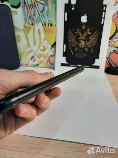 iPhone Xr, 64 ГБ